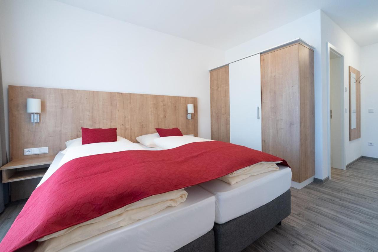 Boardinghaus Bayerwaldpark Aparthotel Ландсхут Екстериор снимка