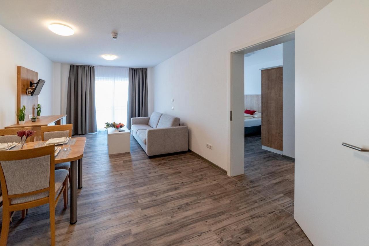 Boardinghaus Bayerwaldpark Aparthotel Ландсхут Екстериор снимка
