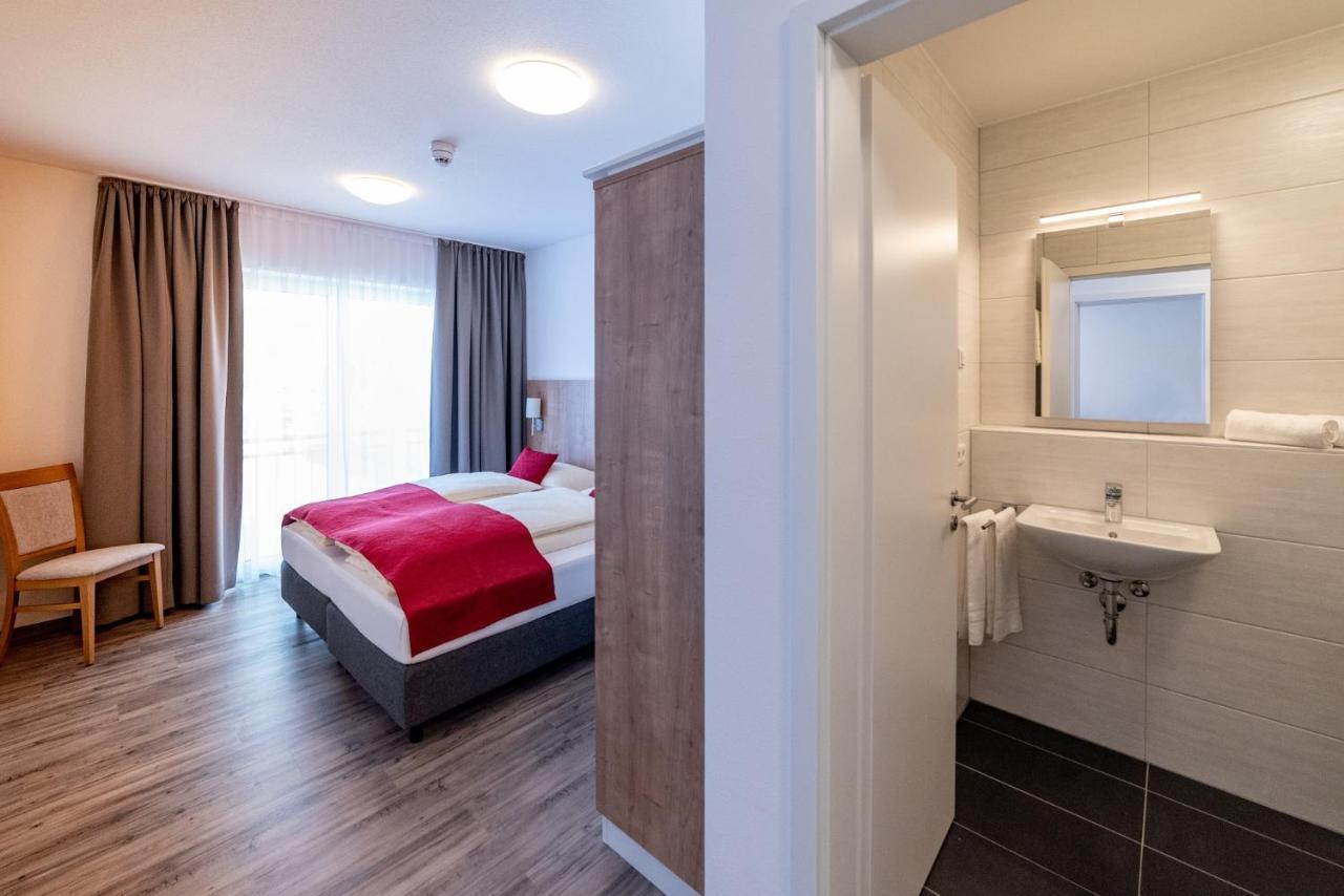 Boardinghaus Bayerwaldpark Aparthotel Ландсхут Екстериор снимка